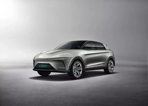 巔峰駕馭 世界級電動超跑，1200千瓦的狂野與2.5秒的極致